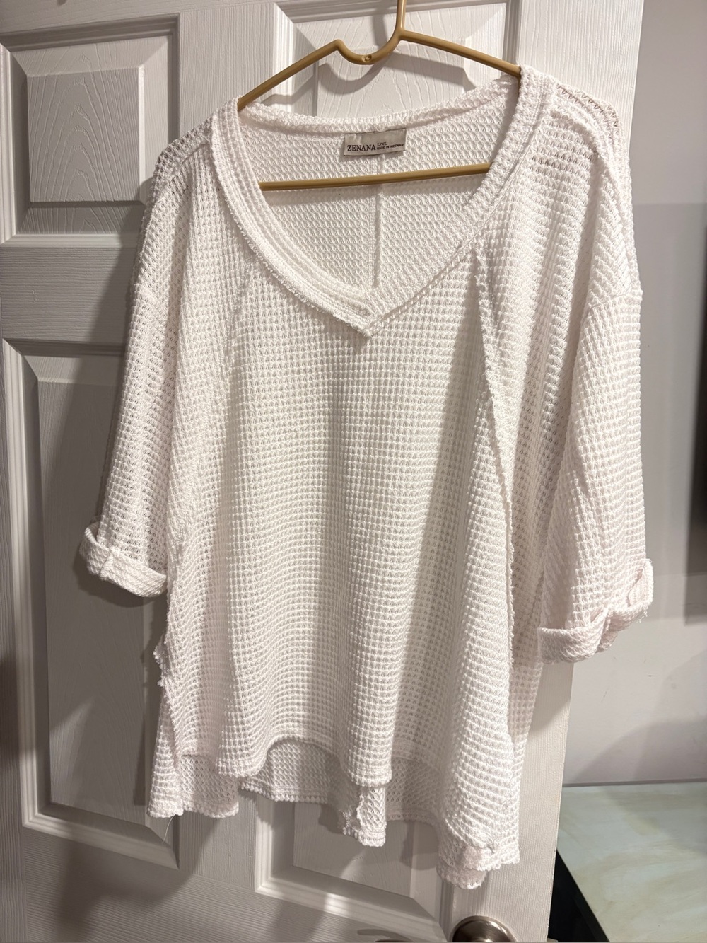 Zenana Outfitters White Waffle Knit V-Neck Pullover